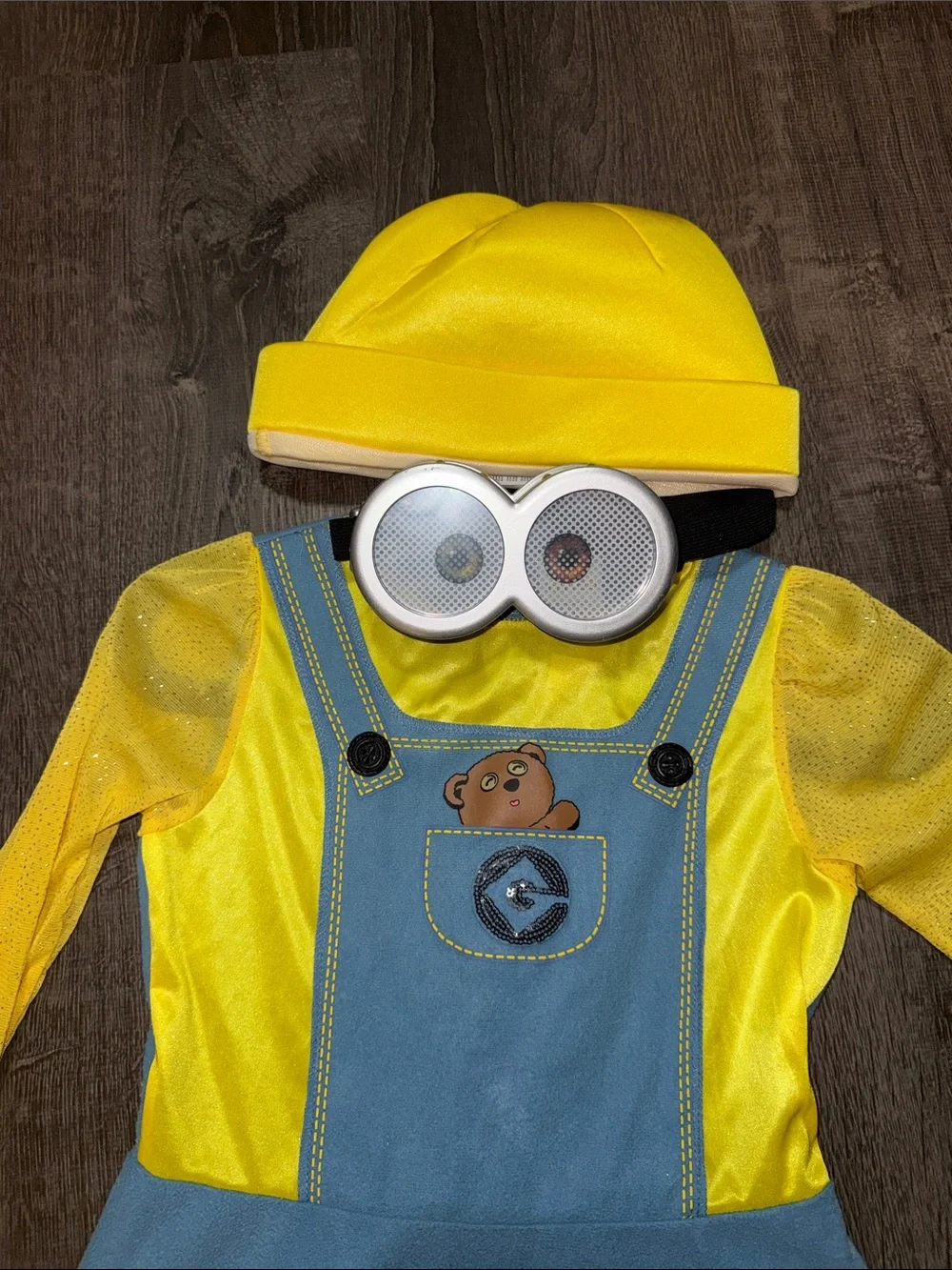 Girl's Minions Bob Costume - small 4/6x - Kids Halloween Costume